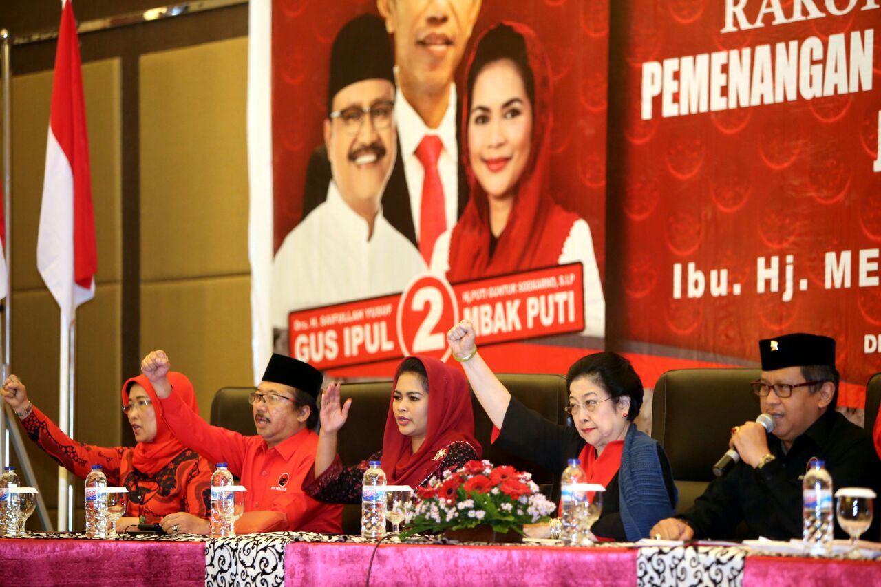 Megawati memimpin sendiri rapat konsolidasi PDIP Jawa Timur, di Kota Surabaya, Sabtu, 28 April 2018. (Foto:ist)