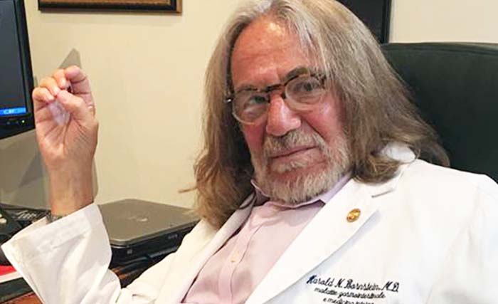 Dokter Harold Bornstein, mantan dokter Presiden Trump. (foto: washington examiner)