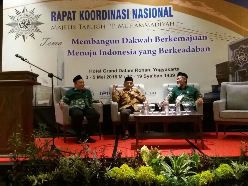 DAKWAH: Amien Rais memberikan materi Rakornas Majelis Tabligh PP Muhammadiyah, Yogyakarta. (foto: ist)