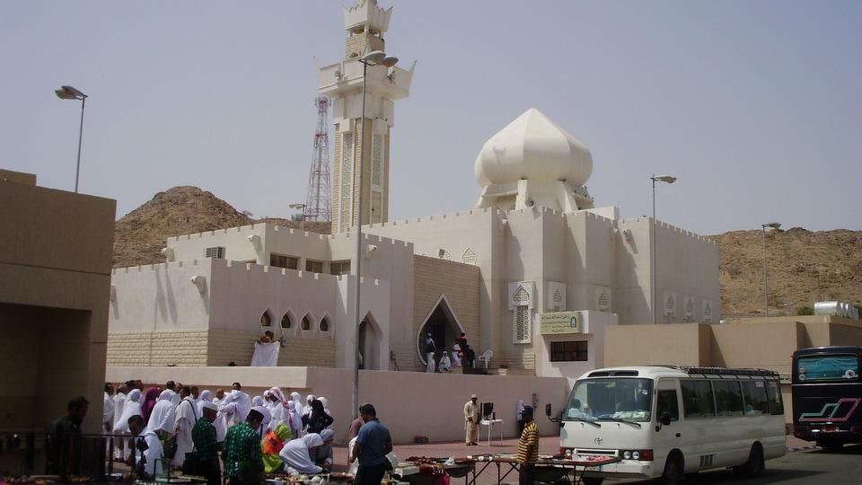SAKSI: Masjid Jiranah adalah saksi bisu tempat Nabi Muhammad SAW bermiqat sebelum melakukan umrah. (foto: dok ngopibareng.id)