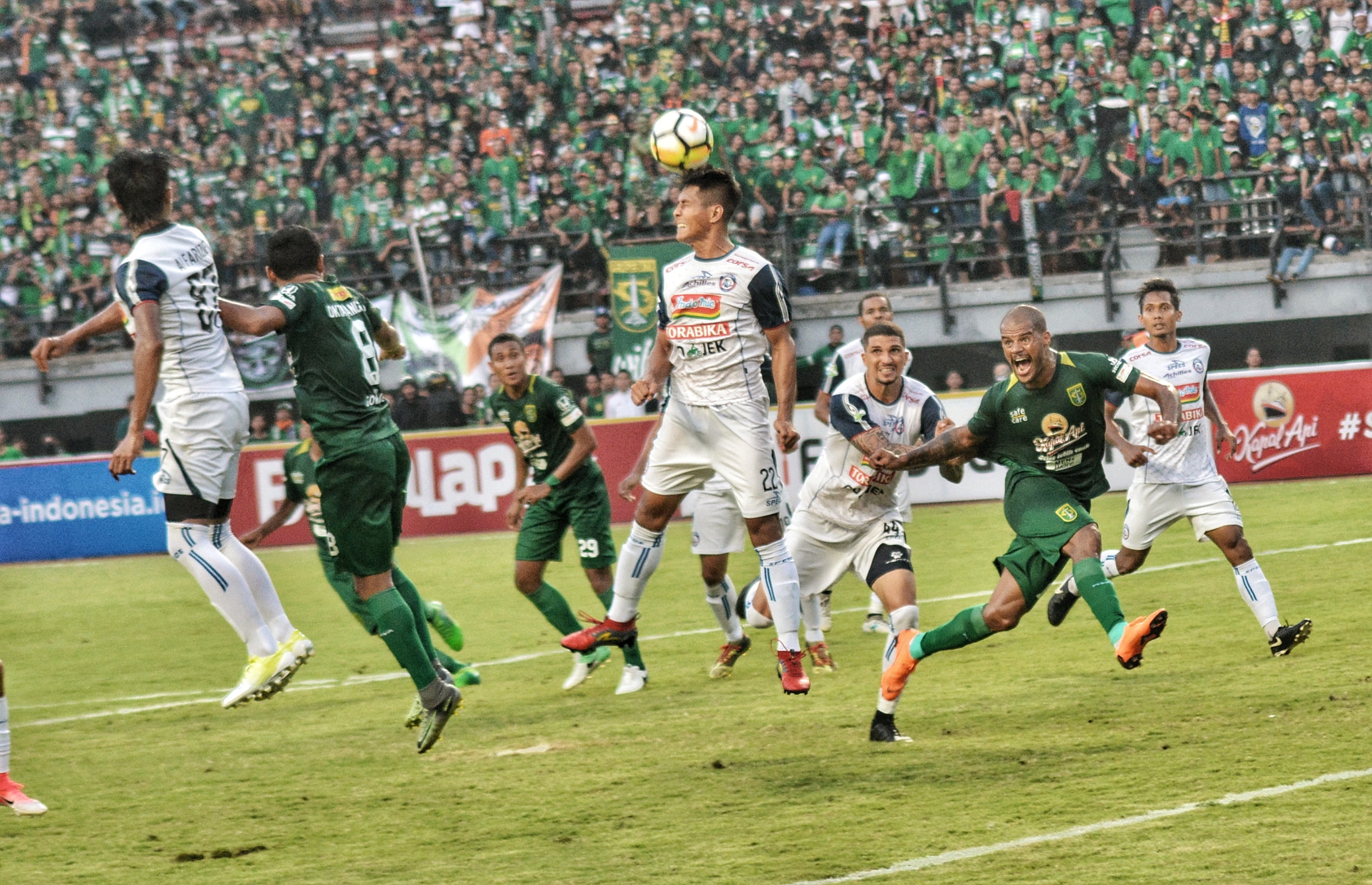 Persebaya vs Arema FC, pada Minggu 6 Mei 2018 kemarin. (foto: hrs/ngopibareng)