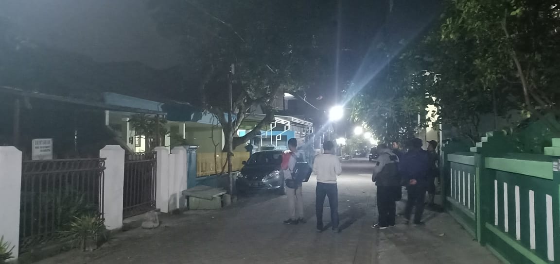 Jalan Avia Kelurahan Lemah Putro, lokasi dimana salah satu rumah di kawasan tersebut merupakan rumah orang tua Budi Satrio yang digrebek Densus 88 pada Rabu, 16 Mei 2018 malam. 