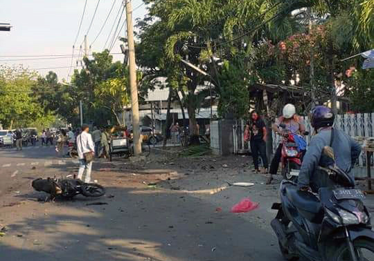 Tragedi bom bunug diri di Gereja Santa Maria Tak Bercela, Jln Ngagel Madya, Surabaya, Minggu, 13 Mei 2018 (foto: dokumentasi)