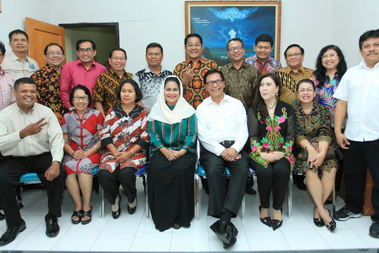 Puti Guntur bertemu Badan Musyawarah Antar Gereja (Bamag) Jawa Timur, Selasa, 22 Mei 2018.