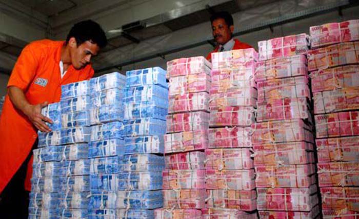 Uang baru siap dikirimkan untuk memenuhi kebutuhan lebaran dari Bank Indonesia. (foto: sekab.go.id)