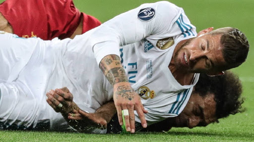 Insiden bantingan maut Ramos yang Mohamed Salah cedera dalam final Liga Champions