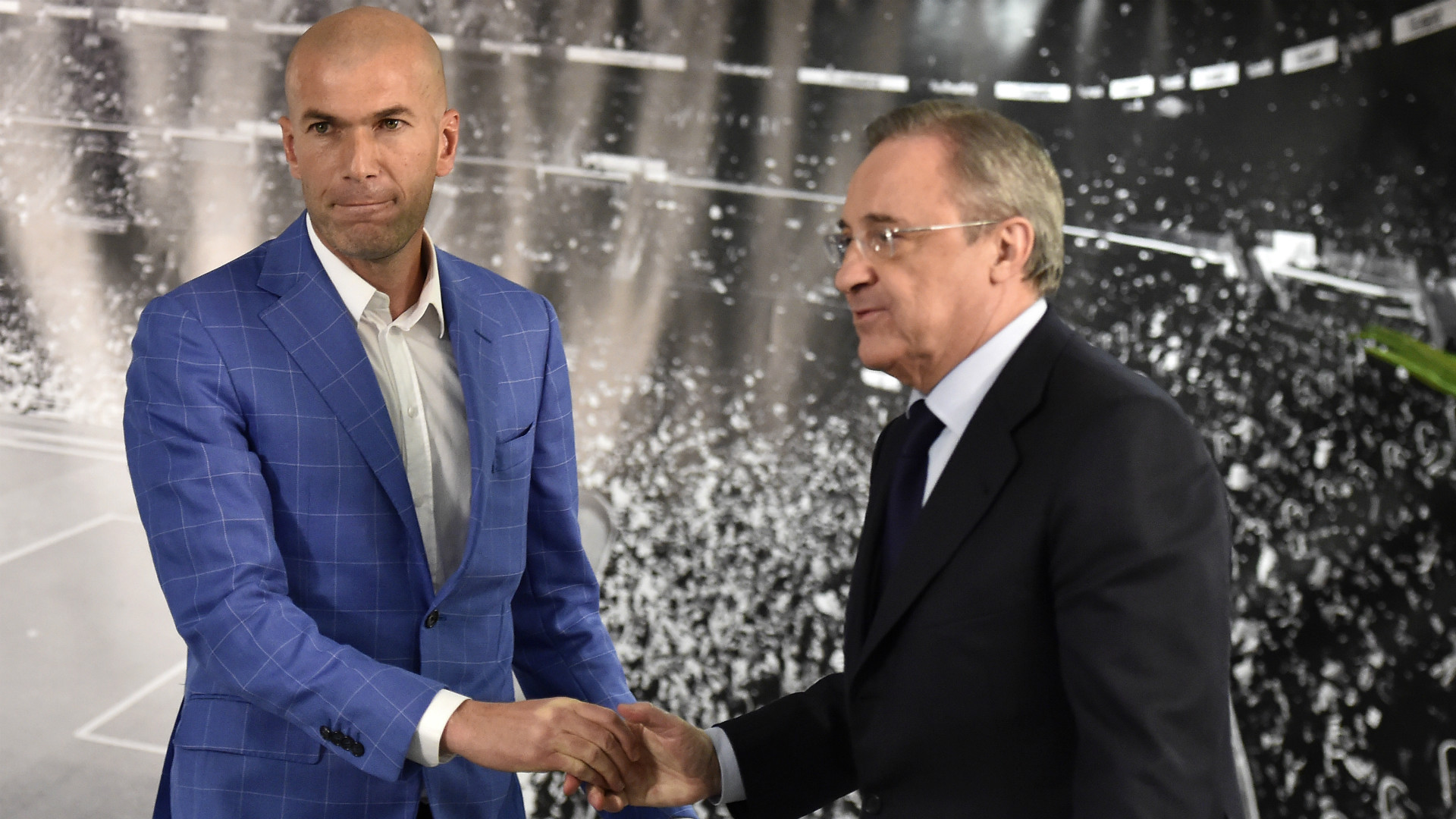 Presiden Madrid, Florentino Perez bersama Zidane.