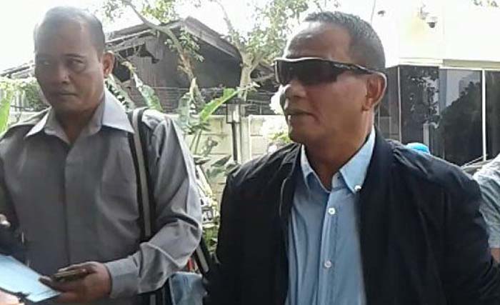 Mantan KSAU Agus Supriatna (kanan), yang hari ini kembali dimintai keterangan KPK sebagai saksi dugaan korupsi pembelian helikopter. (foto: dok.kricom.id)