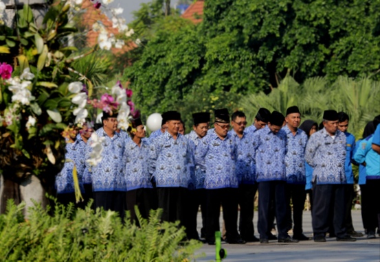 Aparatus Sipil Negara di lingkungan Pemkot Surabaya. (foto: Istimewa) 