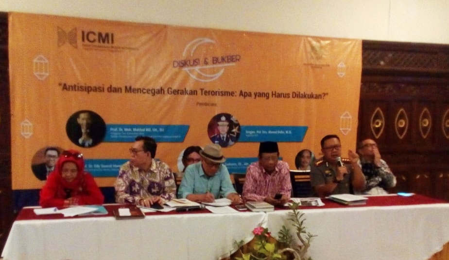 Sarasehan Ikatan Cendekiawan Muslim Indonesia (ICMI) yang bertajuk Antisipasi dan Mencegah Terorisme, di Yogyakarta, Kamis, 7 Juni 2018. 