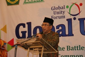 ISLAM DAMAI: KH Yahya Cholil Staquf ketika tampil di Global Unity Forum. (foto: dok ngopibareng.id)