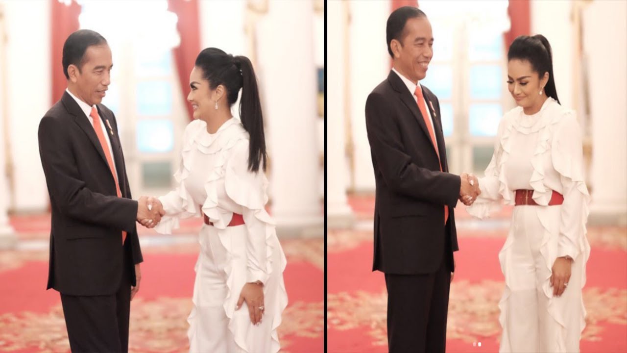 Diva pop Krisdayanti bersama Presiden Joko Widodo (Jokowi). foto: instagram/krisdayantilemos.