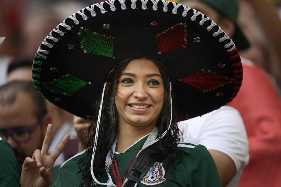 Salah satu fans Meksiko yang datang ke Rusia
