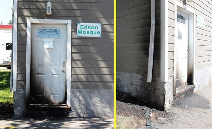 Pintu dan samping kiri Masjid Edson di Kanada yang dibakar orang tak dikenal, Sabtu lalu. (foto: afp) 