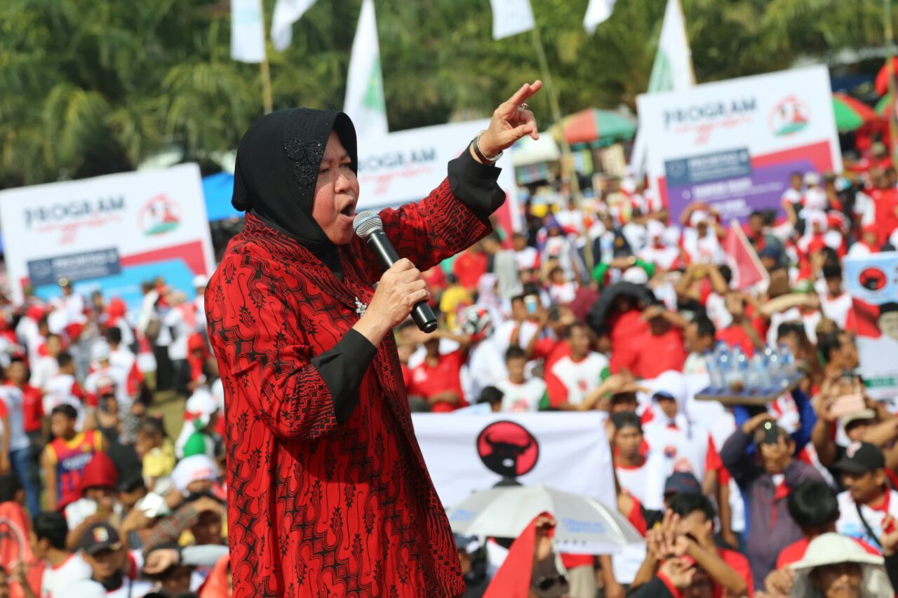 Wali Kota Surabaya, Tri Rismaharini, menghadiri kampanye akbar Gus Ipul-Puti di Kota Madiun, Kamis, 21 Juni 2018.