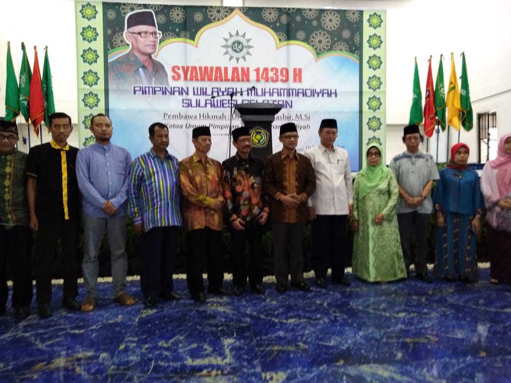 Haedar Nashir saat kegiatan Syawalan alias Halal Biahalal di Makassar. (foto: ist)