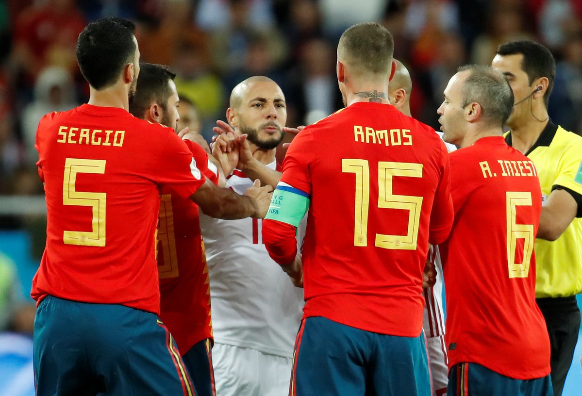 Keributan antara pemain Maroko dengan Spanyol