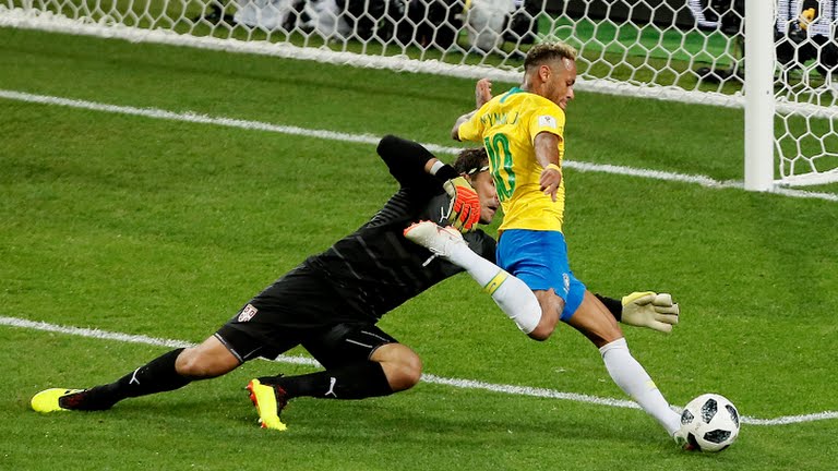 Neymar saat gagal mendapatkan peluang di laga lawan Serbia