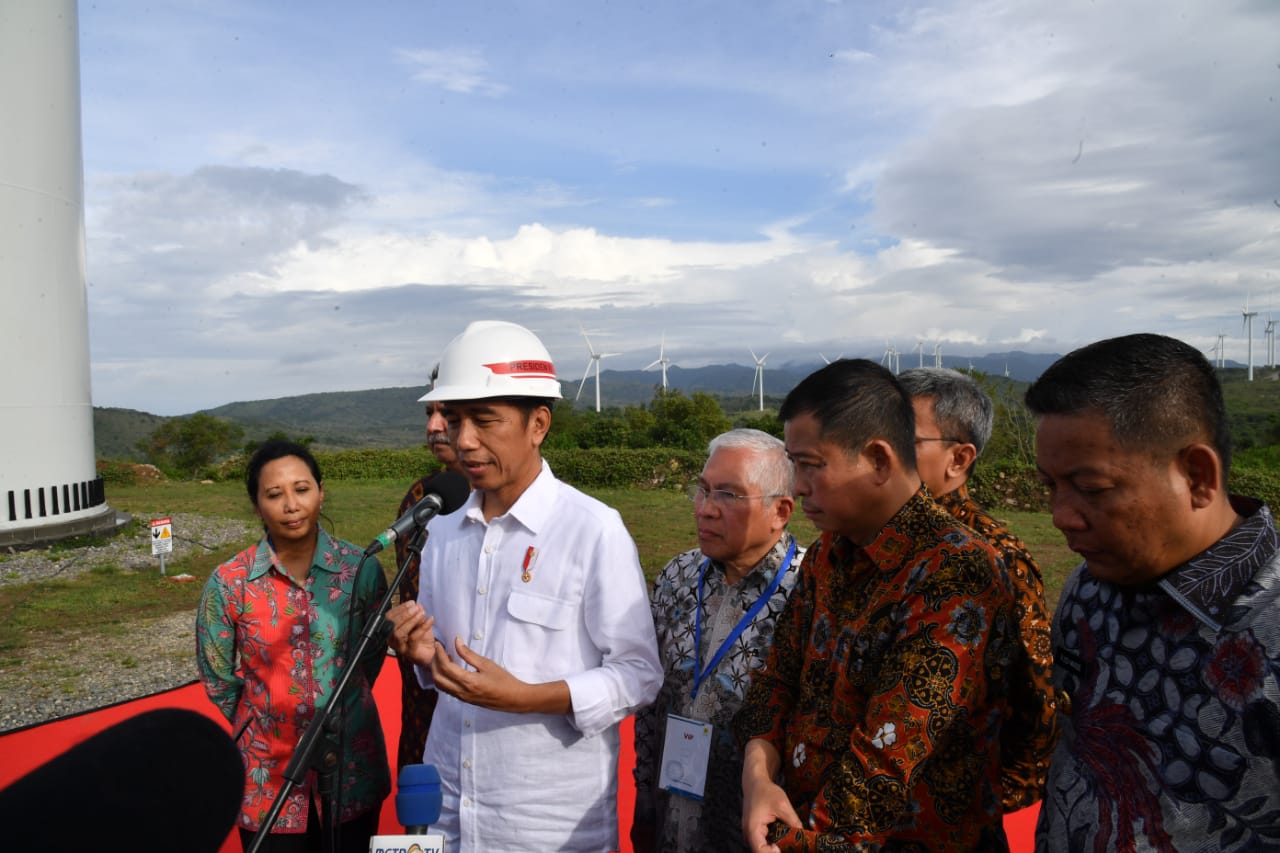 Presiden di Kabupaten Sidenreng Rappang (Sidrap), Sulawesi Selatan, pada Senin, 2 Juli 2018. (foto: Biro Pers Setpres) 