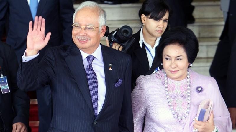 Mantan Perdana Menteri (PM) Malaysia Najib Razak bersama sang istri, Rosmah Mansor.