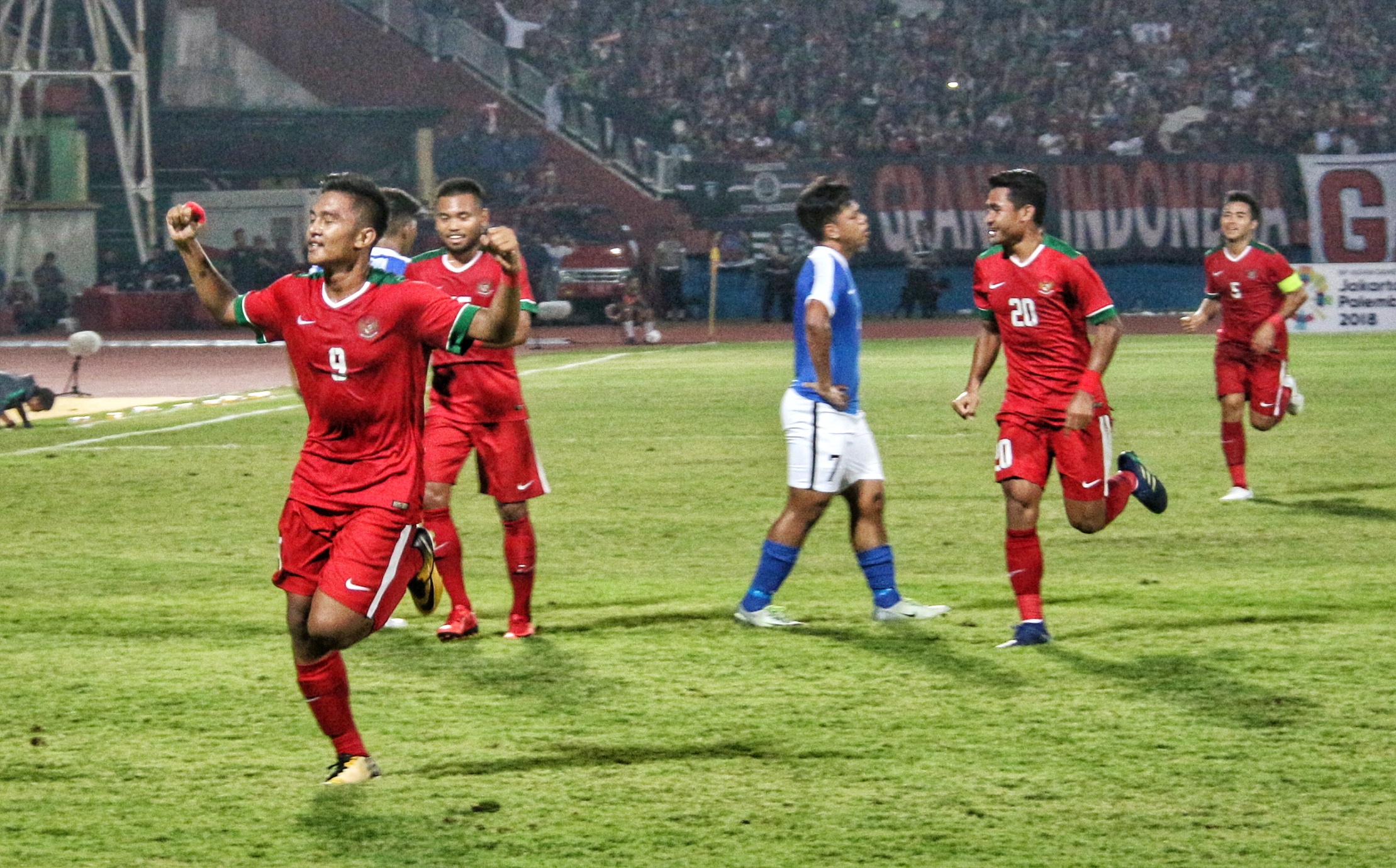 Timnas Indonesia U-19, saat meraih kemenangan menghadaoi Singapura. (foto: hrs/ngopibareng)