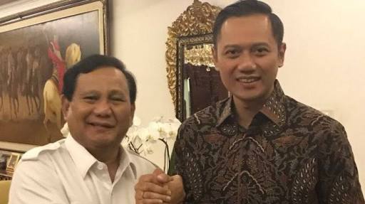 Prabowo dan Agus Harimurti Yudhoyono. Foto : antara
