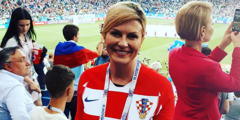 Presiden Kroasia Kolinda Grabar-Kitarovic terbang ke Rusia demi dukung tim sepakbola negaranya, Minggu 8 Juli 2018.