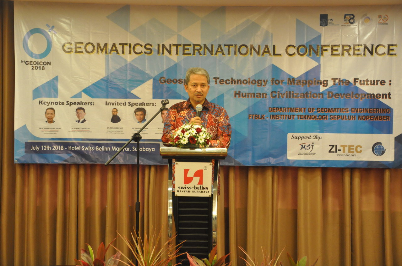 Rektor ITS, Joni Hermana membuka Geomatics International Conference di Hotel Swiss Belinn-Manyar, Kamis 12 Juli 2018.