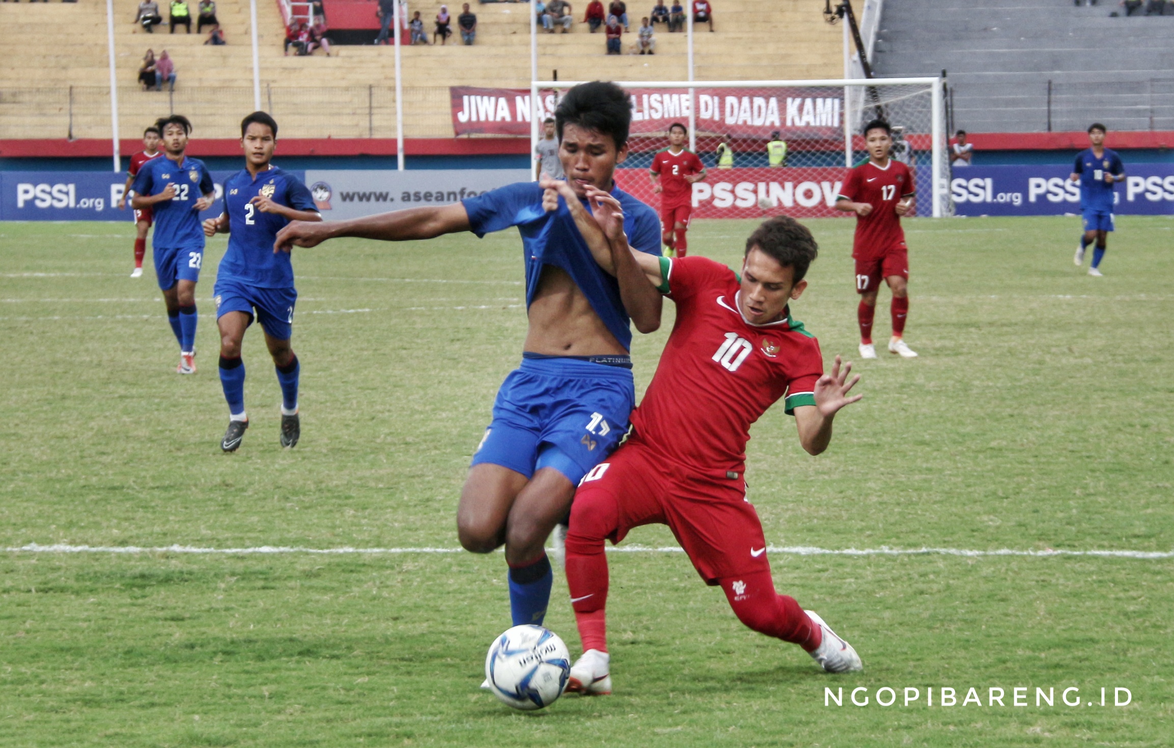 Timnas Indonesia saat menghadapi Thailand di perebutan peringkat ketiga, Sabtu 14 Juli 2018. (foto: hrs/ngopibareng)