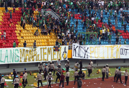 Kerusuhan di stadion Jakabaring, Sriwijaya, Palembang