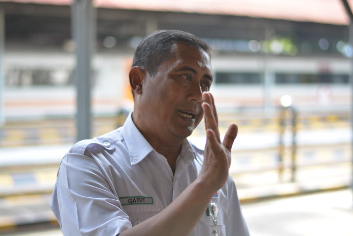 Manager Humas PT KAI DAOP 8 Surabaya, Gatut Sutiyatmoko. (Foto; Haris/ngopibareng.id) 