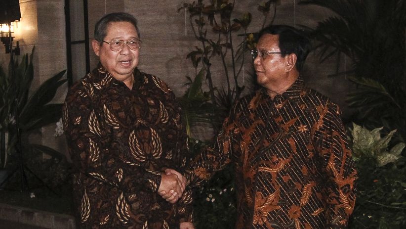 SBY saat menyambut kedatangan Prabwo di Mega Kuningan, Jakarta, Selasa, 24 Juli 2018. (Foto: Antara)