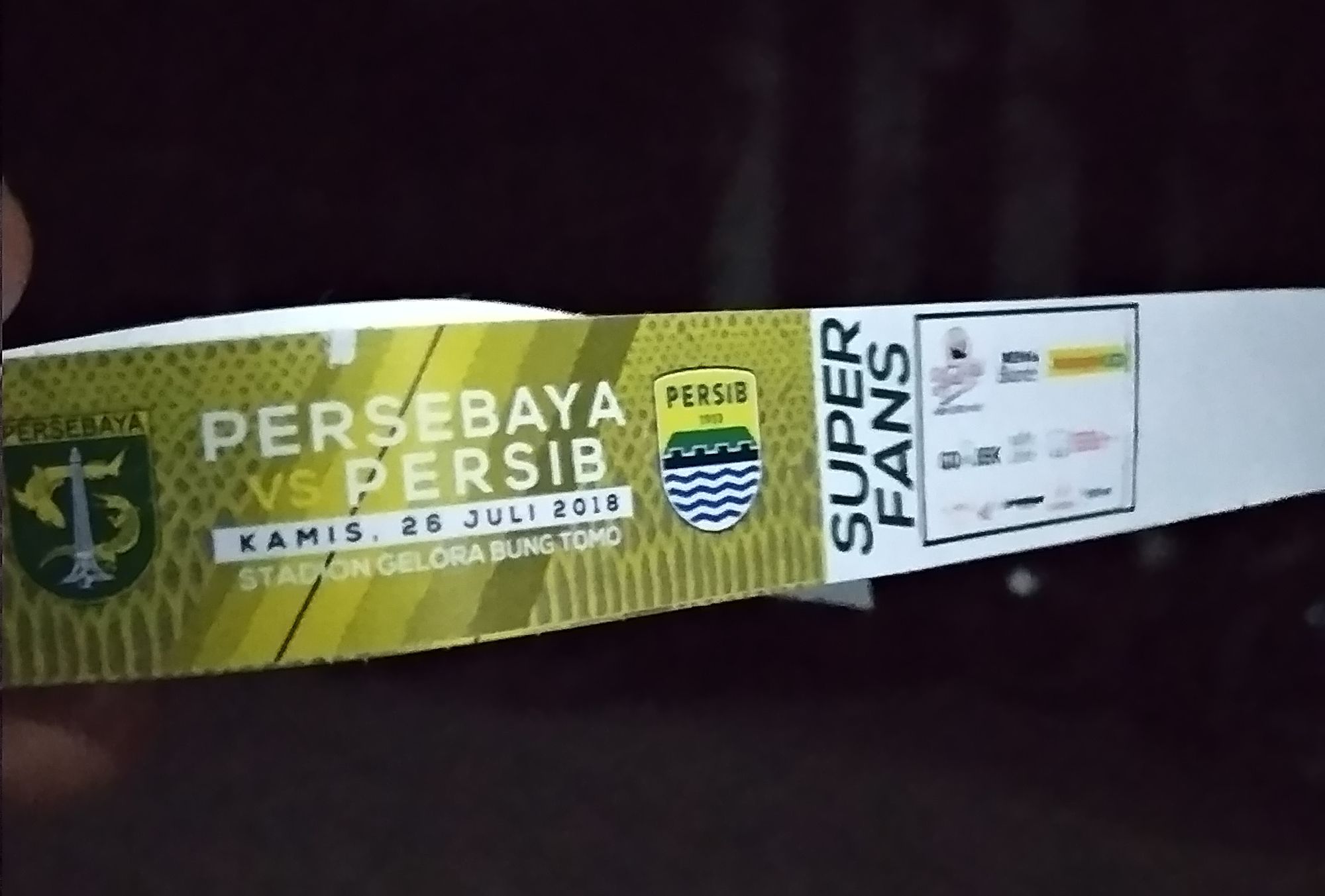 Tiket pertandingan Persebaya vs Persib Bandung. (foto: hrs/ngopibareng)