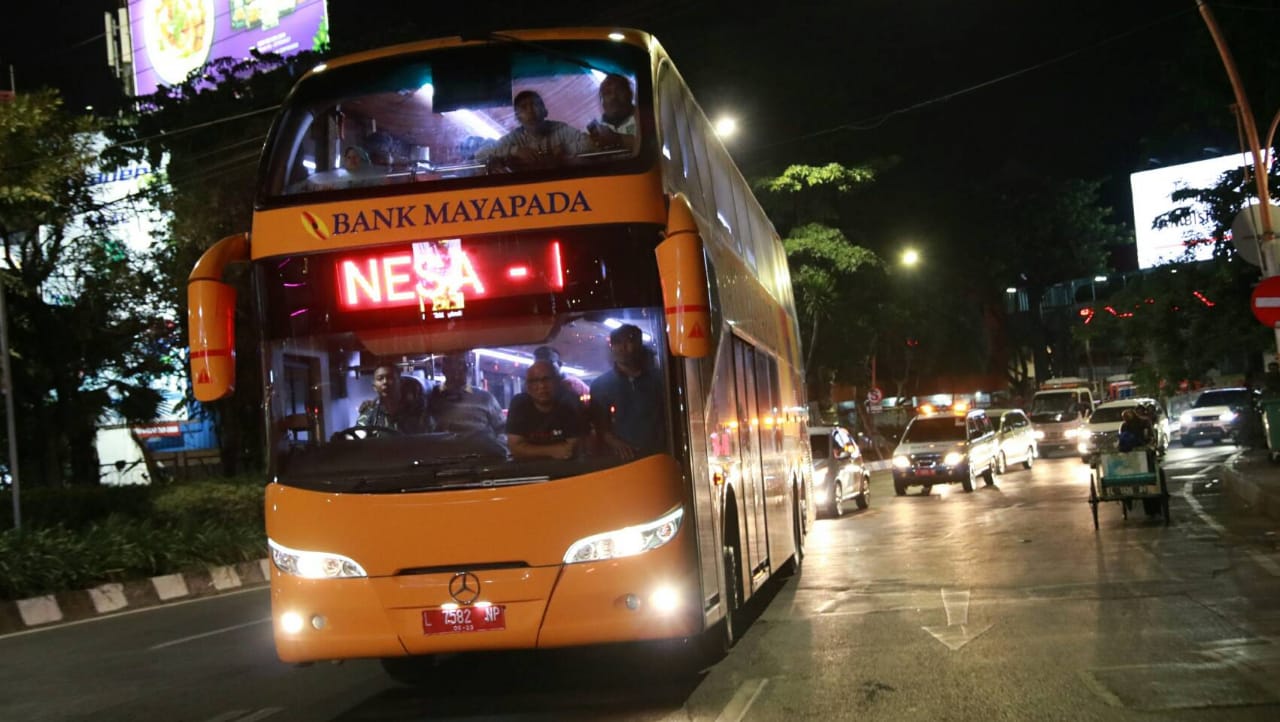 Bus tingkat di uji coba pertama kali di Surabaya, Minggu, 29 Juli 2018. (Foto: Istimewa) 