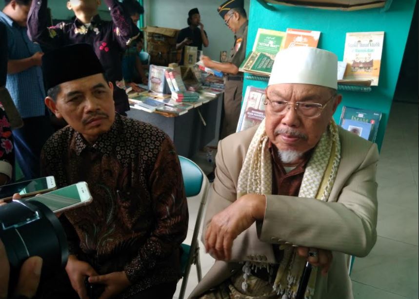 KH M Tholchah Hasan, Pembina Yayasan Sabilillah, Malang. (foto: ist)