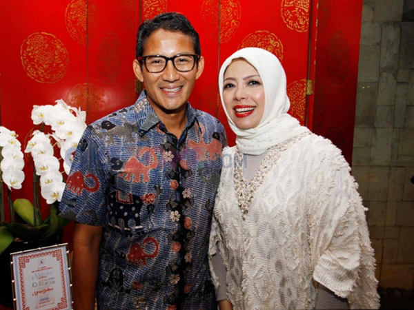 Sandiaga Uno dan sang istri, Nur Asia.