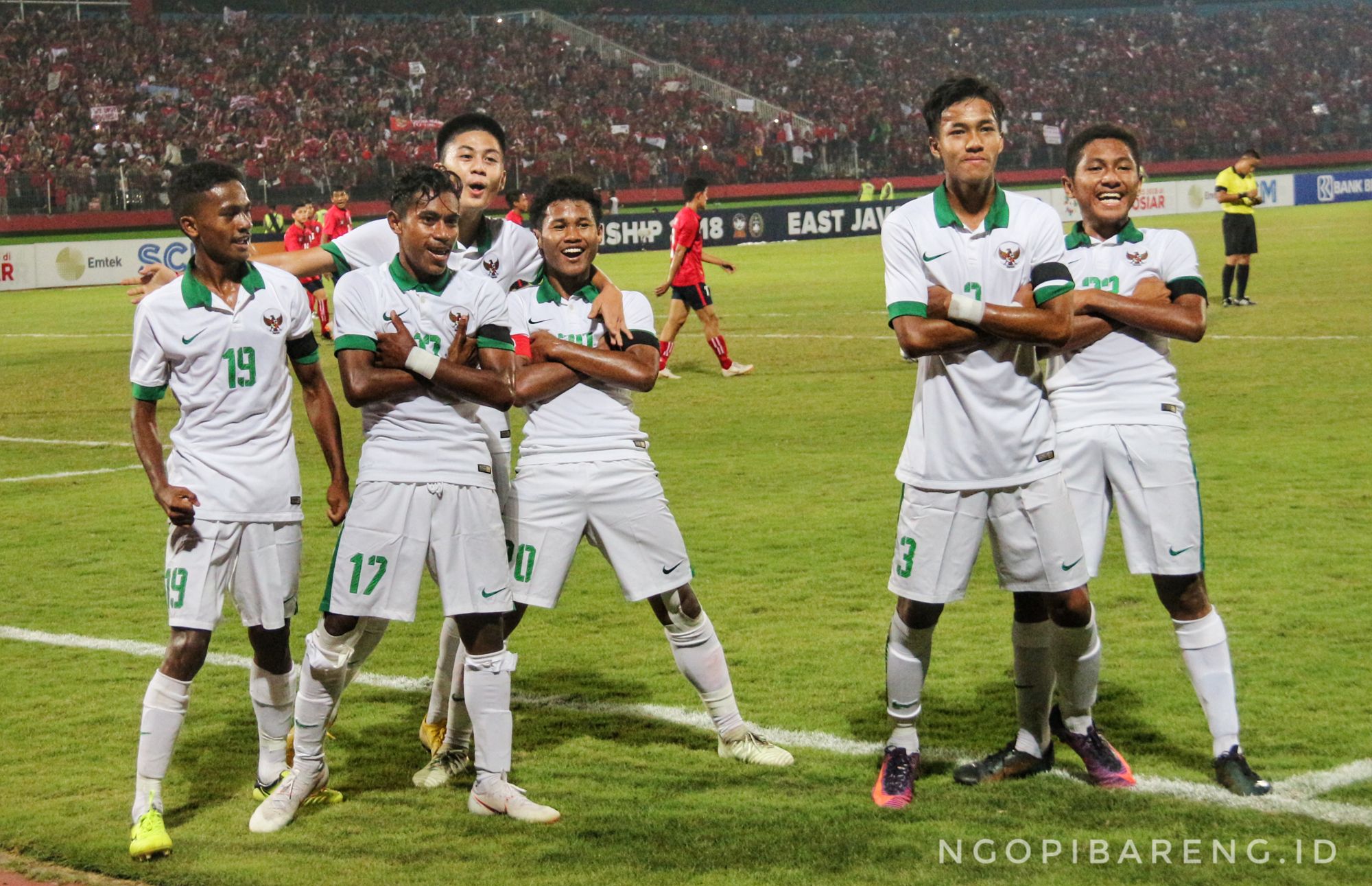 Selebrasi gol Bagus Kahfi usai jebol gawang Kamboja, Senin 6 Agustus 2018. (foto: Haris/ngopibareng)