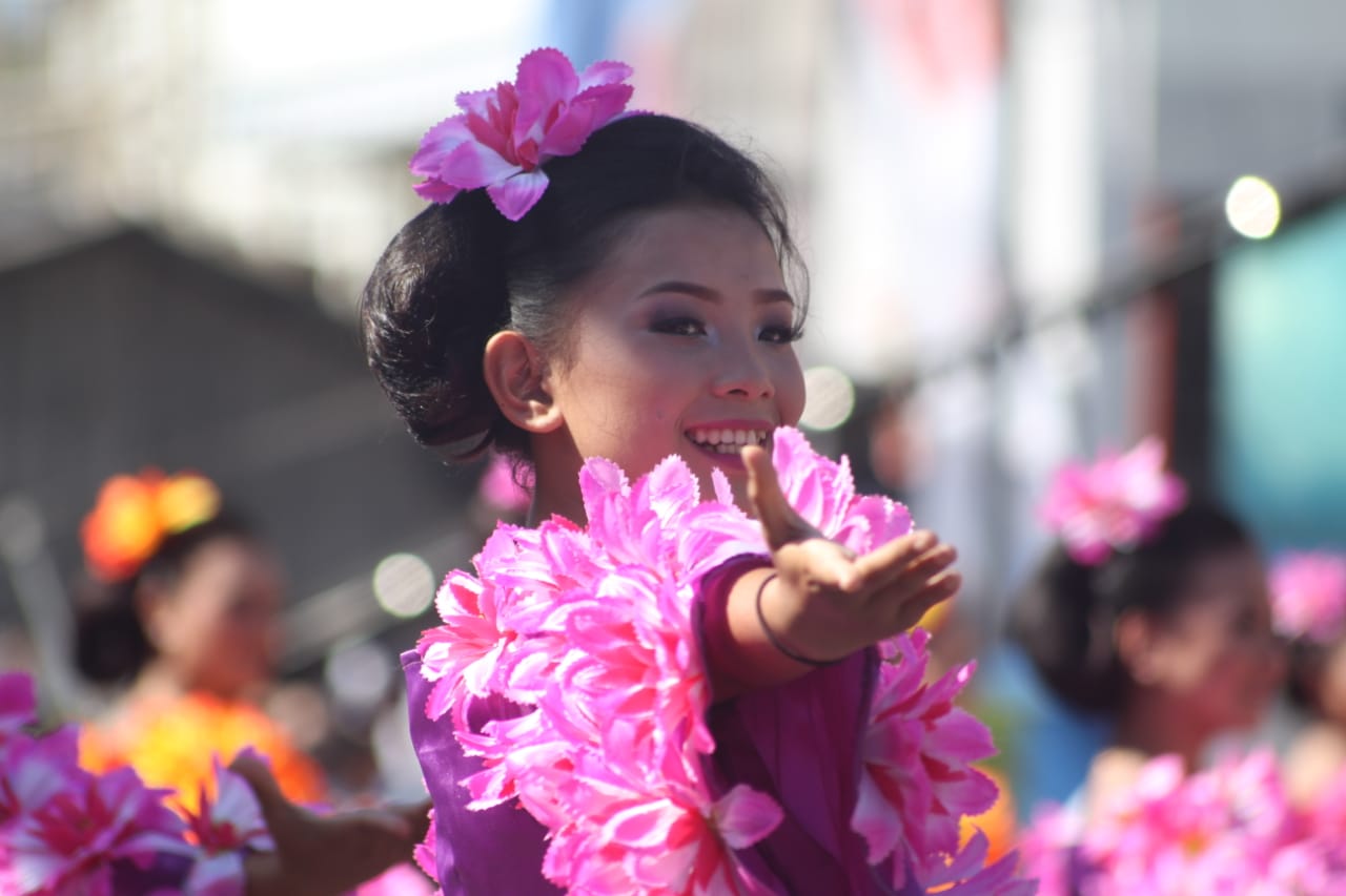 Parade bunga Tomohon. foto:istimewa/kemenpar