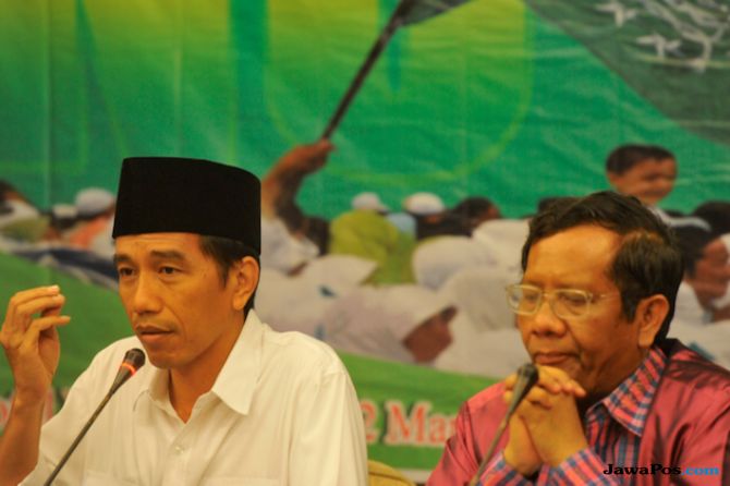 Joko Widodo dan Mahfud MD. Foto : Antara