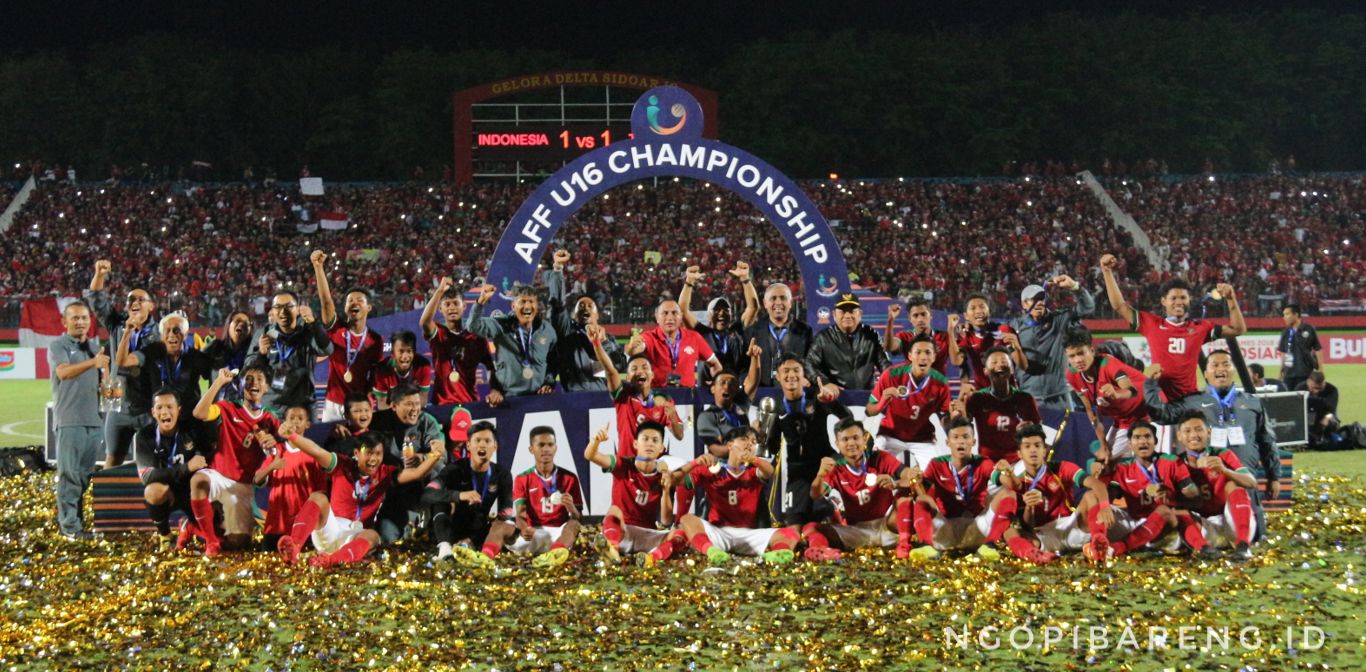 Selebrasi juara Timnas Indonesia di Piala AFF U-16. (foto: Haris/ngopibareng)