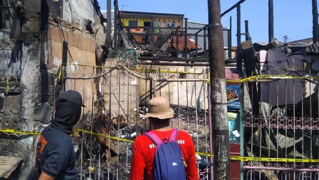 Rumah korban yang dibakar kartel narkoba. Foto : detik.com