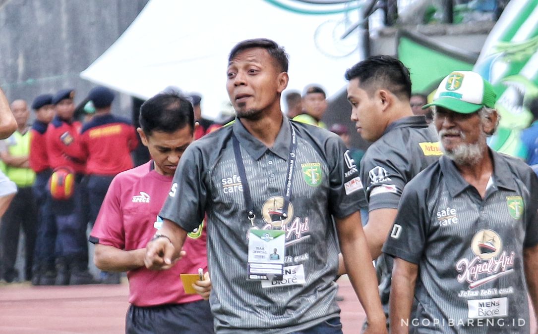 Pelatih caretaker Persebaya, Bejo Sugiantoro. (foto: Haris/ngopibareng)