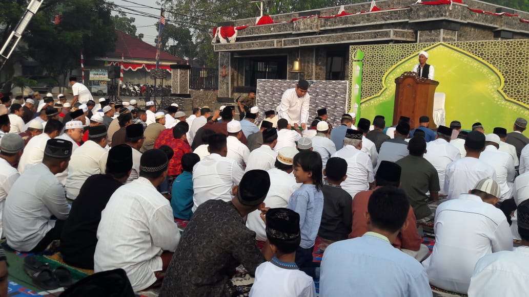 Pelaksanaan sholat Idul Adha di masjid Mako Lantamal XII Pontianak