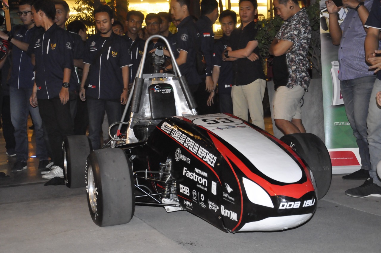Mobil terbaru andalan Tim Sapuangin, Sapuangin Speed 6, yang siap bertarung di Student Formula Japan.