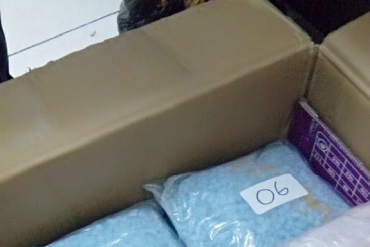 Badan Narkotika Nasional (BNN) sita paket kiriman sabu dan ekstasi yang dikendalikan dari Rumah Tahanan (Rutan) Salemba. (Foto: Dokumen BNN)