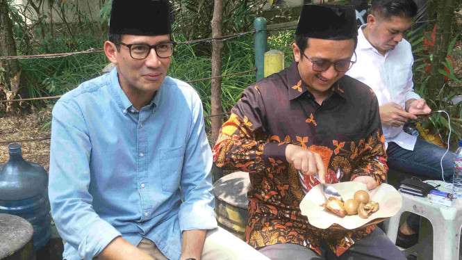 Sandiaga Uno makan bareng Yusuf Mansur (31/8). Foto : istimewa
