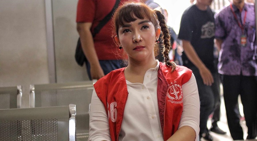 Roro Fitria kembali menjalani sidang lanjutan di Pengadilan Negeri Jakarta Selatan,