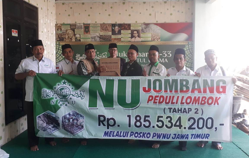 SEMANGAT: Gerakan NU Peduli untuk warga Lombok, NTB, yang menderita. (foto: ngopibareng.id)