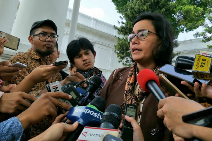 Menteri Keuangan Sri Mulyani saat memberikan pernyataan kepada wartawan, Selasa, 4 September 2018 di Jakarta. (Foto: Antara)