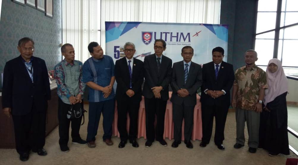 PENDIDIKAN: Perguruan Tinggi Muhammadiyah (PTM) melakukan kerja sama dengan Perguruan Tinggi Negeri Malaysia, khususnya University Tun Husein Onn Malaysia (UTHM). (foto: md for ngopibareng.id)